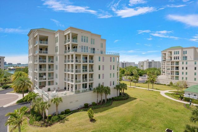 85 BELLEVIEW BOULEVARD 401, Belleair, FL 33756