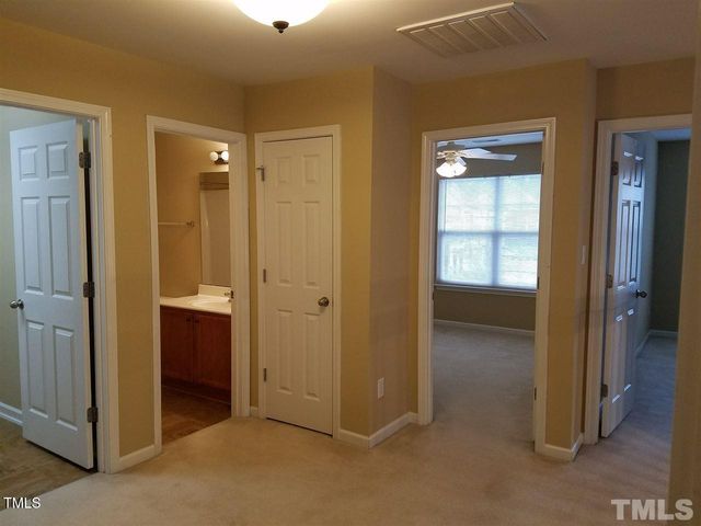 8 Rockwall Garden Way, Durham, NC 27713