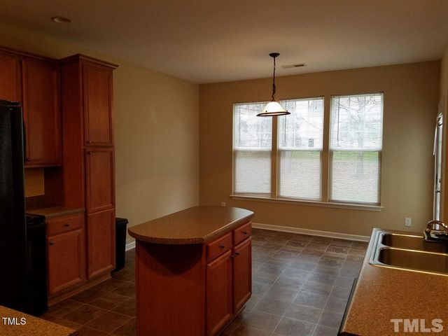 8 Rockwall Garden Way, Durham, NC 27713