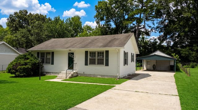 138 Ham St, Tullahoma, TN 37388