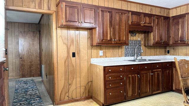 138 Ham St, Tullahoma, TN 37388