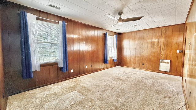 138 Ham St, Tullahoma, TN 37388