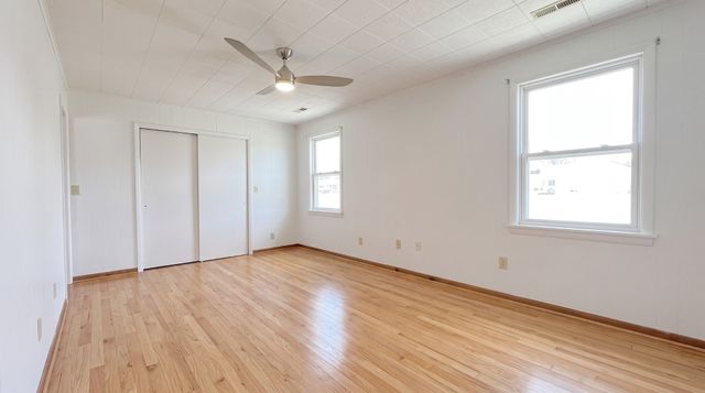 138 Ham St, Tullahoma, TN 37388