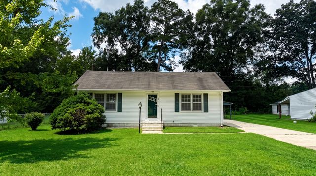 138 Ham St, Tullahoma, TN 37388