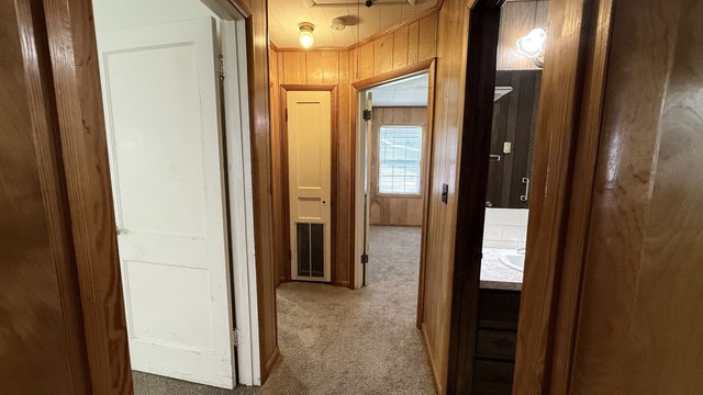 138 Ham St, Tullahoma, TN 37388