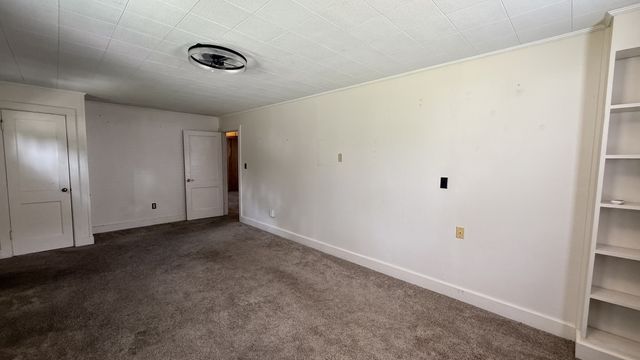 138 Ham St, Tullahoma, TN 37388