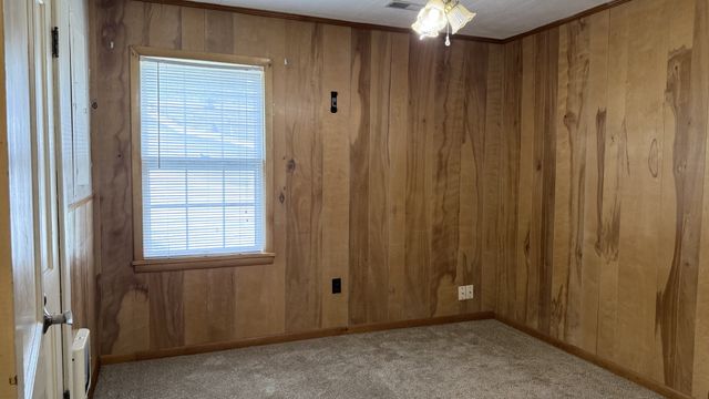 138 Ham St, Tullahoma, TN 37388