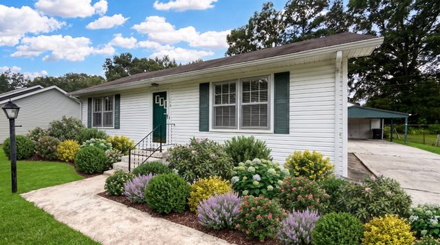 138 Ham St, Tullahoma, TN 37388