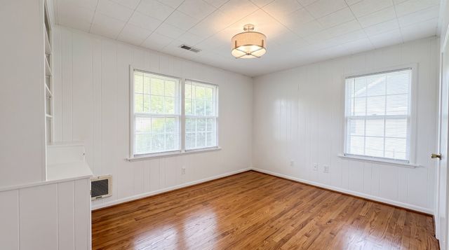 138 Ham St, Tullahoma, TN 37388
