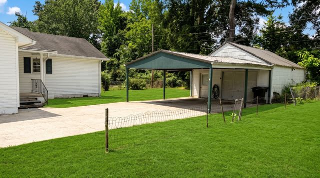 138 Ham St, Tullahoma, TN 37388