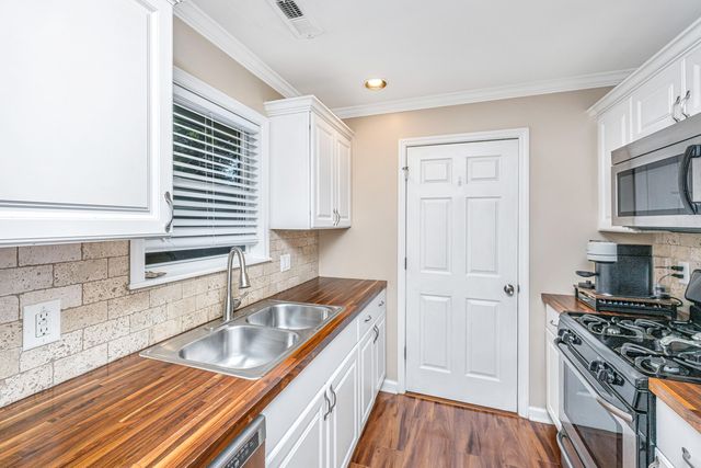 1240 Camelia Road, Charleston, SC 29407