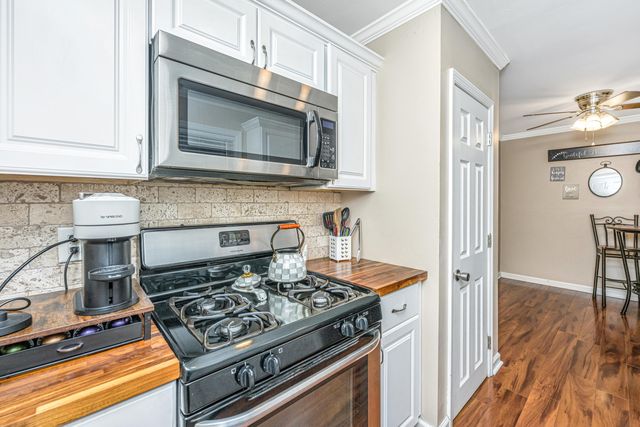 1240 Camelia Road, Charleston, SC 29407