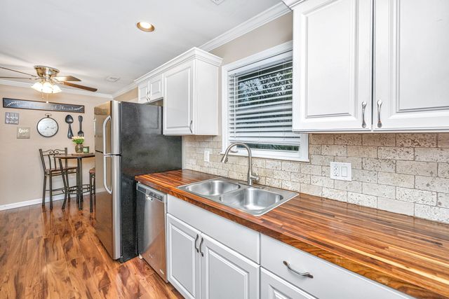 1240 Camelia Road, Charleston, SC 29407