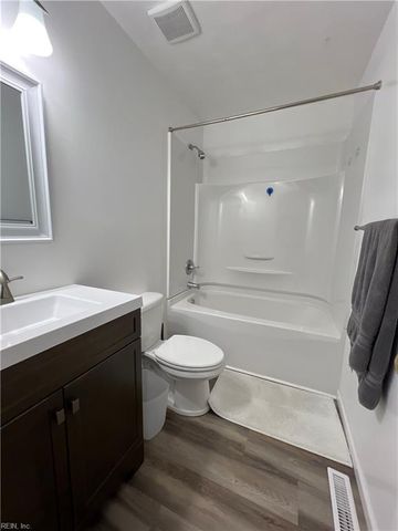 4058 Thomas Jefferson DR, Virginia Beach, VA 23452