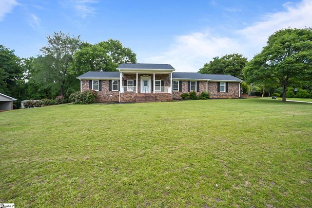 210 Briarwood Drive, Pacolet, SC 29372
