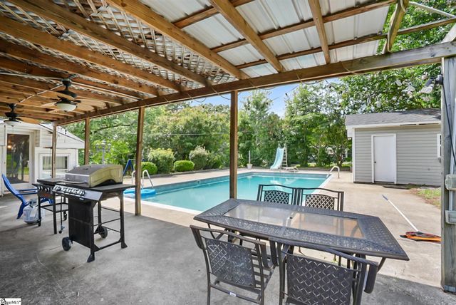 210 Briarwood Drive, Pacolet, SC 29372