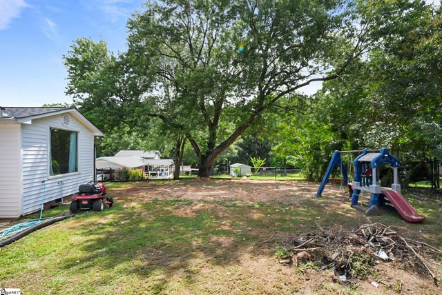 210 Briarwood Drive, Pacolet, SC 29372