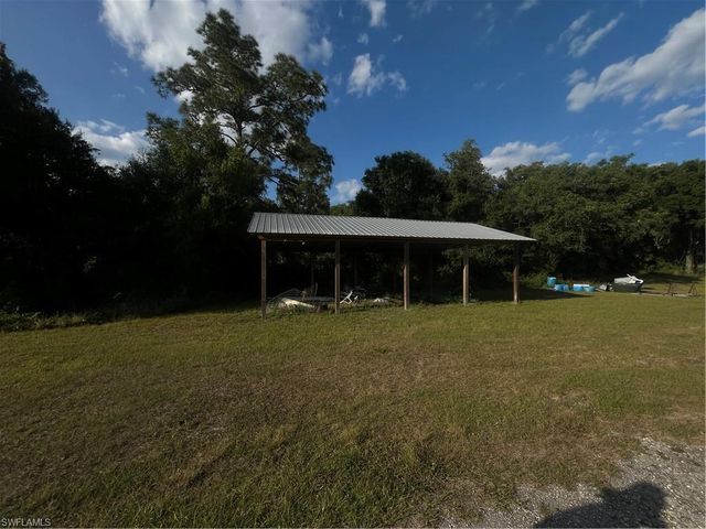 1195 Blueberry LN, Labelle, FL 33935