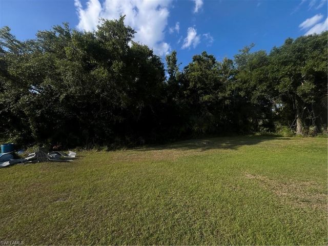 1195 Blueberry LN, Labelle, FL 33935