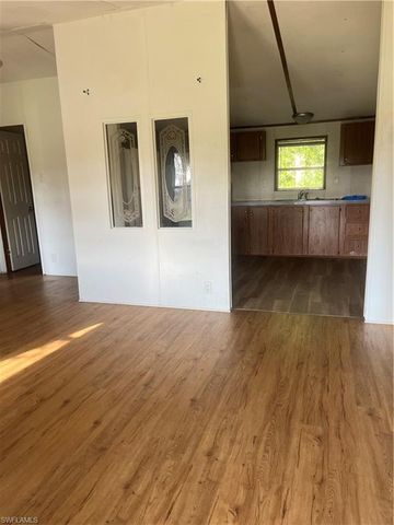 1195 Blueberry LN, Labelle, FL 33935