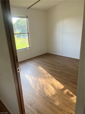 1195 Blueberry LN, Labelle, FL 33935