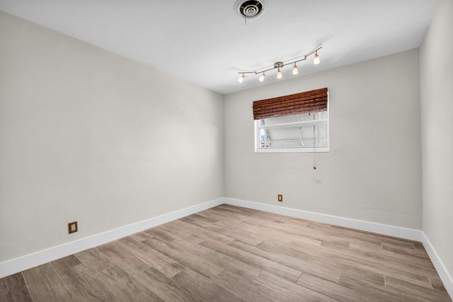 921 SE 15th Court, Deerfield Beach, FL 33441