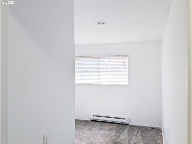 1521 Ne HALE Pl, Gresham, OR 97030