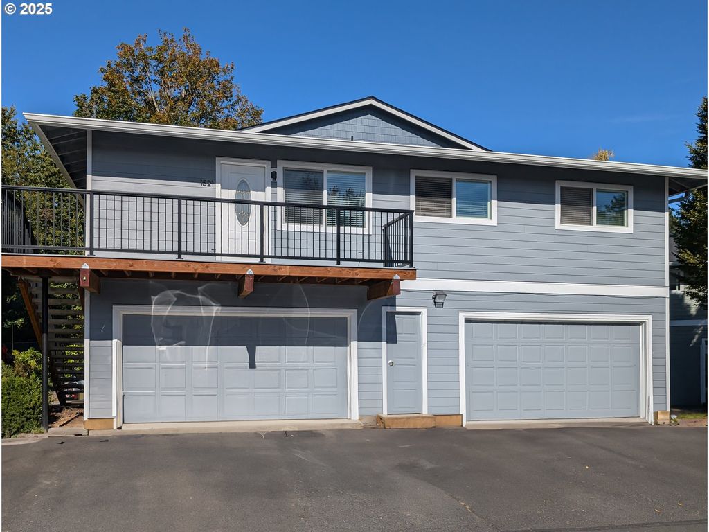 1521 Ne HALE Pl, Gresham, OR 97030