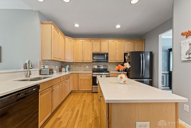 1422 Shawnee Run Drive, Maineville, OH 45039
