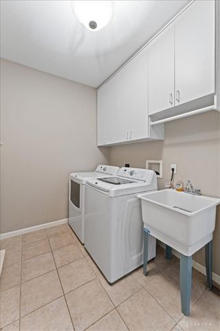 1422 Shawnee Run Drive, Maineville, OH 45039