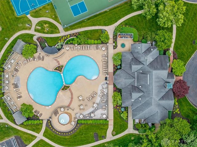 1422 Shawnee Run Drive, Maineville, OH 45039