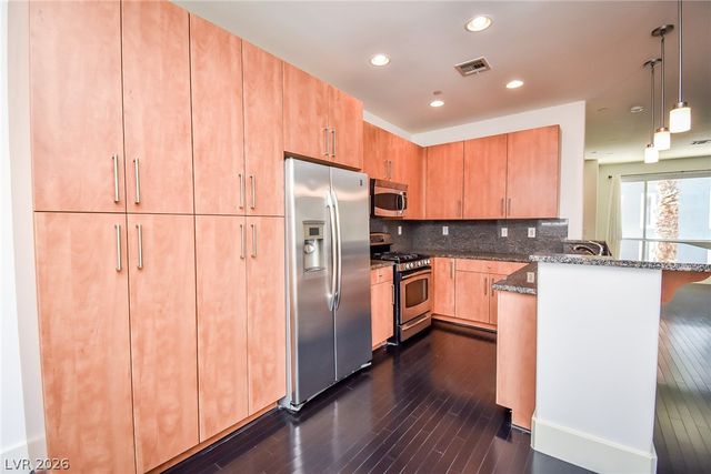 9050 West Tropicana Avenue 1129, Las Vegas, NV 89147