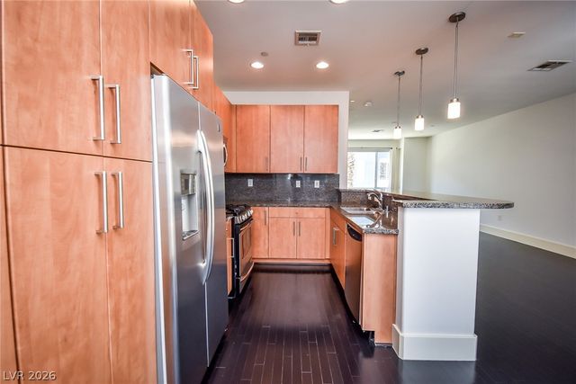 9050 West Tropicana Avenue 1129, Las Vegas, NV 89147