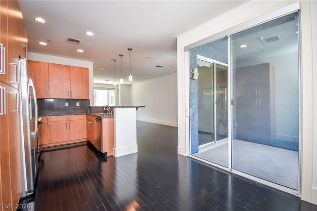9050 West Tropicana Avenue 1129, Las Vegas, NV 89147