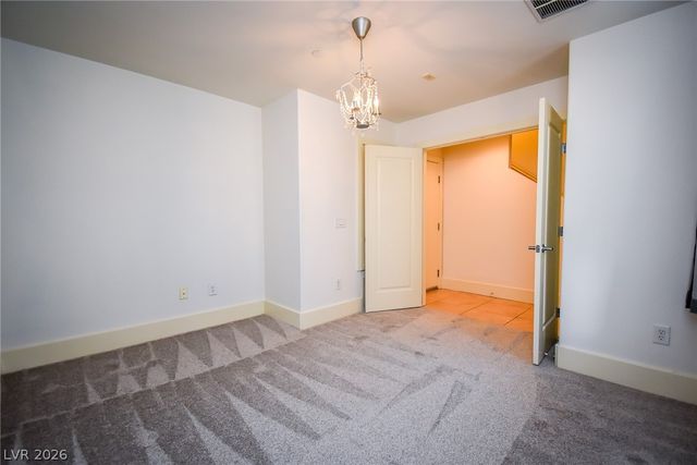 9050 West Tropicana Avenue 1129, Las Vegas, NV 89147