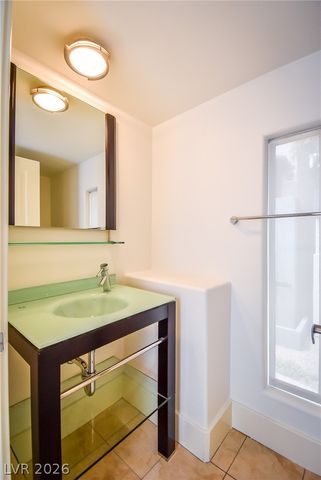 9050 West Tropicana Avenue 1129, Las Vegas, NV 89147