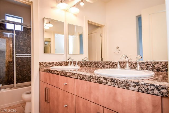 9050 West Tropicana Avenue 1129, Las Vegas, NV 89147