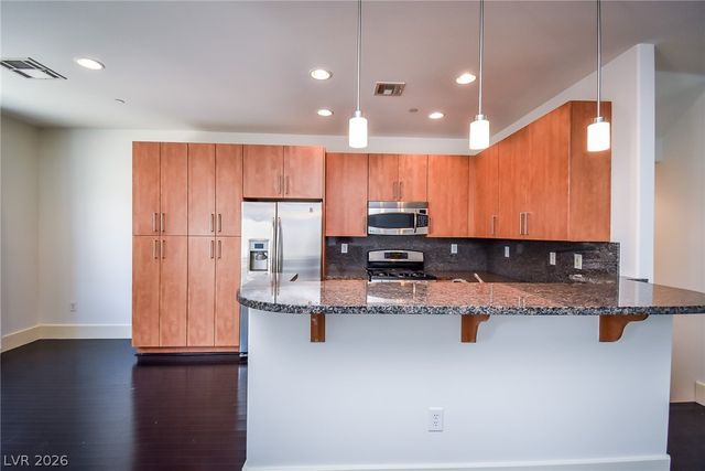 9050 West Tropicana Avenue 1129, Las Vegas, NV 89147