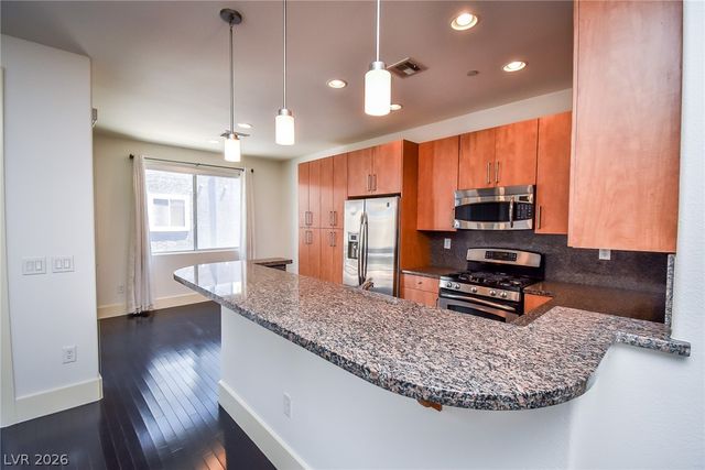9050 West Tropicana Avenue 1129, Las Vegas, NV 89147