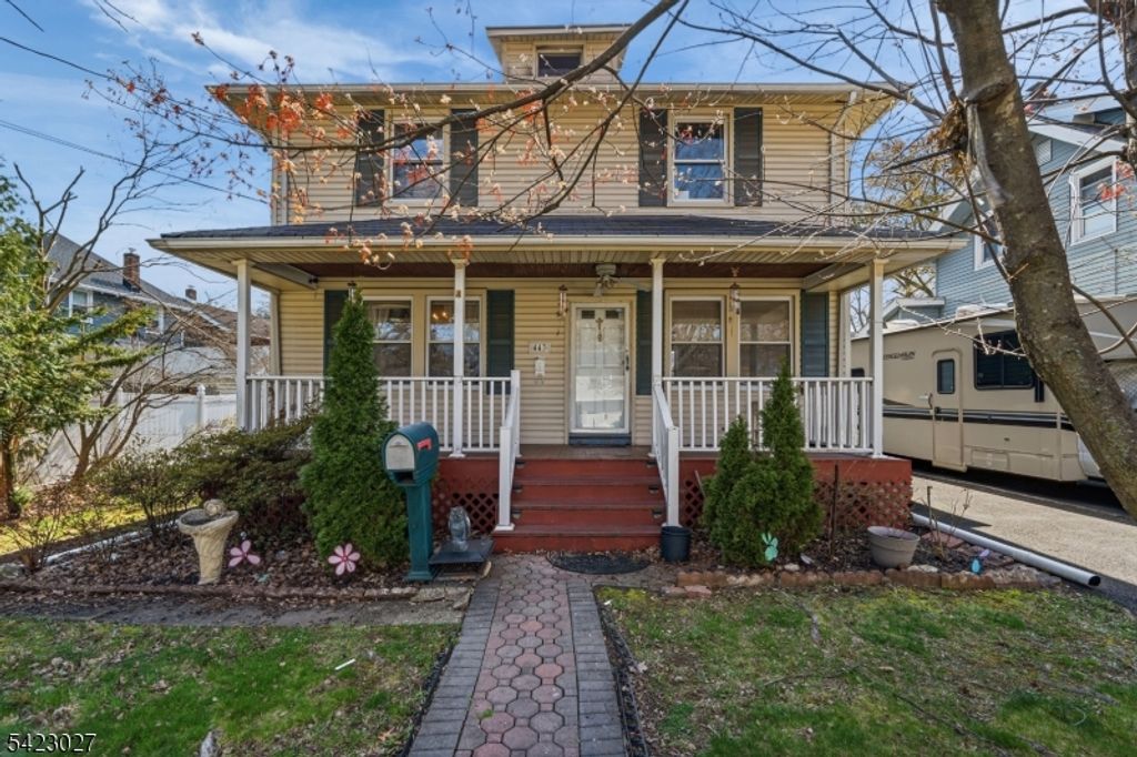 443 Wheatsheaf Rd, Roselle Boro, NJ 07203