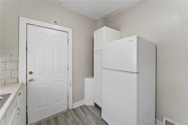 3341 AGNES Avenue, Kansas City, MO 64128