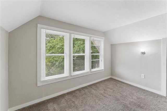 3341 AGNES Avenue, Kansas City, MO 64128