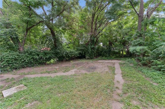 3341 AGNES Avenue, Kansas City, MO 64128