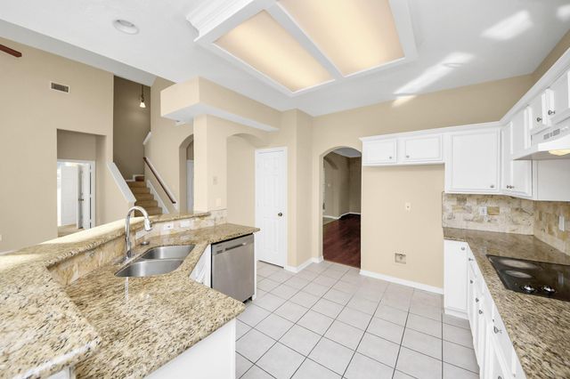 323 N Esplanade Lane, Stafford, TX 77477