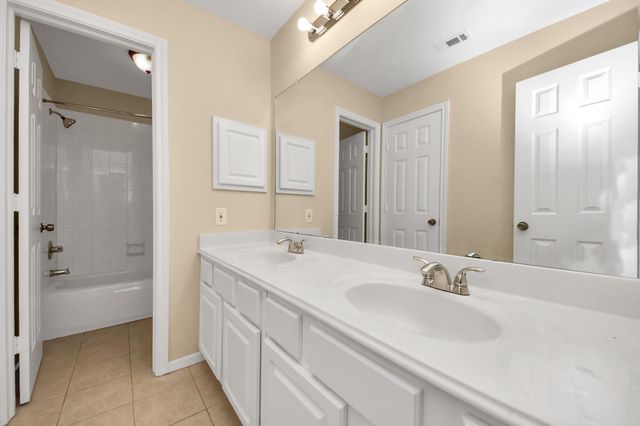 323 N Esplanade Lane, Stafford, TX 77477