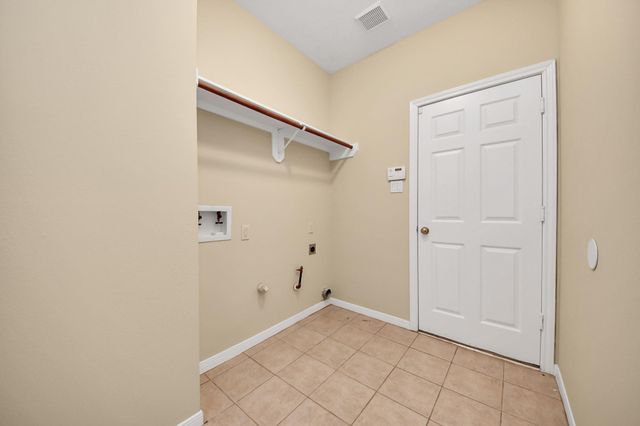 323 N Esplanade Lane, Stafford, TX 77477
