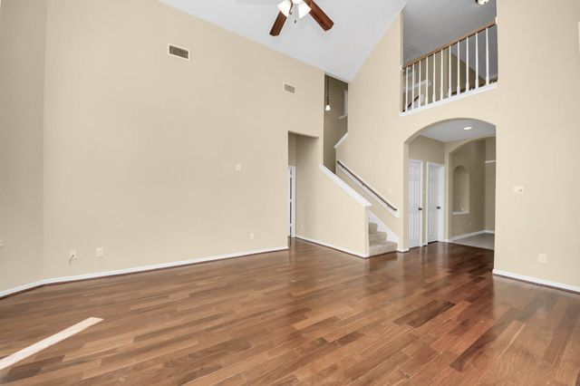 323 N Esplanade Lane, Stafford, TX 77477