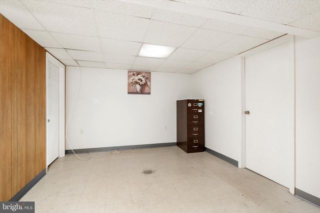 29 PENNINGTON RD, East Windsor, NJ 08520