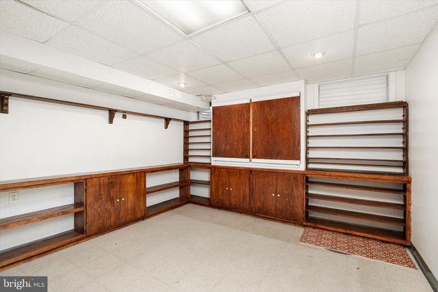 29 PENNINGTON RD, East Windsor, NJ 08520