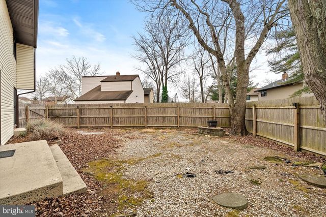 29 PENNINGTON RD, East Windsor, NJ 08520